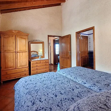 In בית נופש *