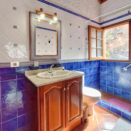 2 Bedroom Amazing In Ferienhaus *